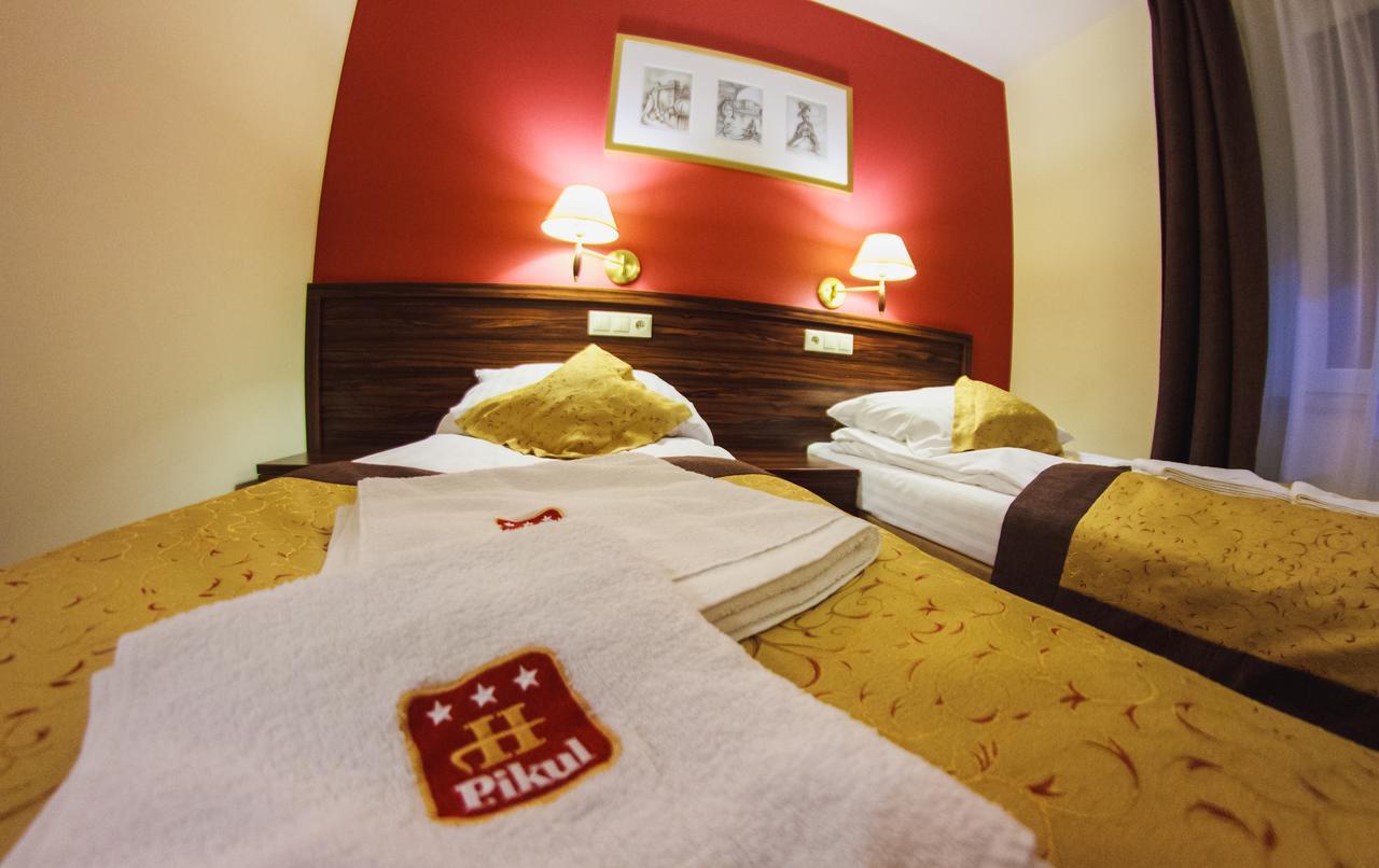 Hotel Pikul Puławy Exteriör bild