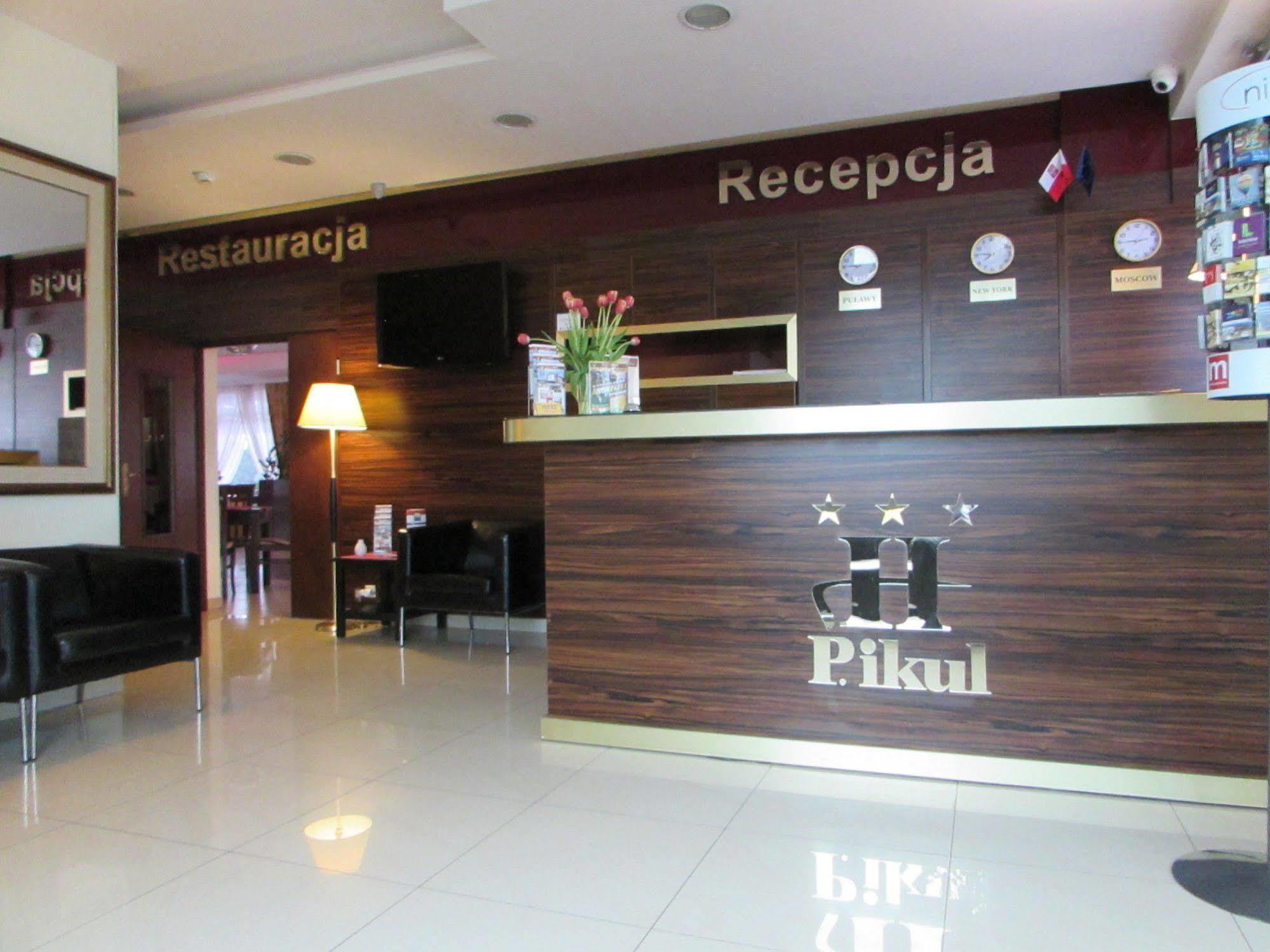 Hotel Pikul Puławy Exteriör bild